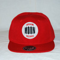Бейсболка красная с логотипом MOON RECORDS